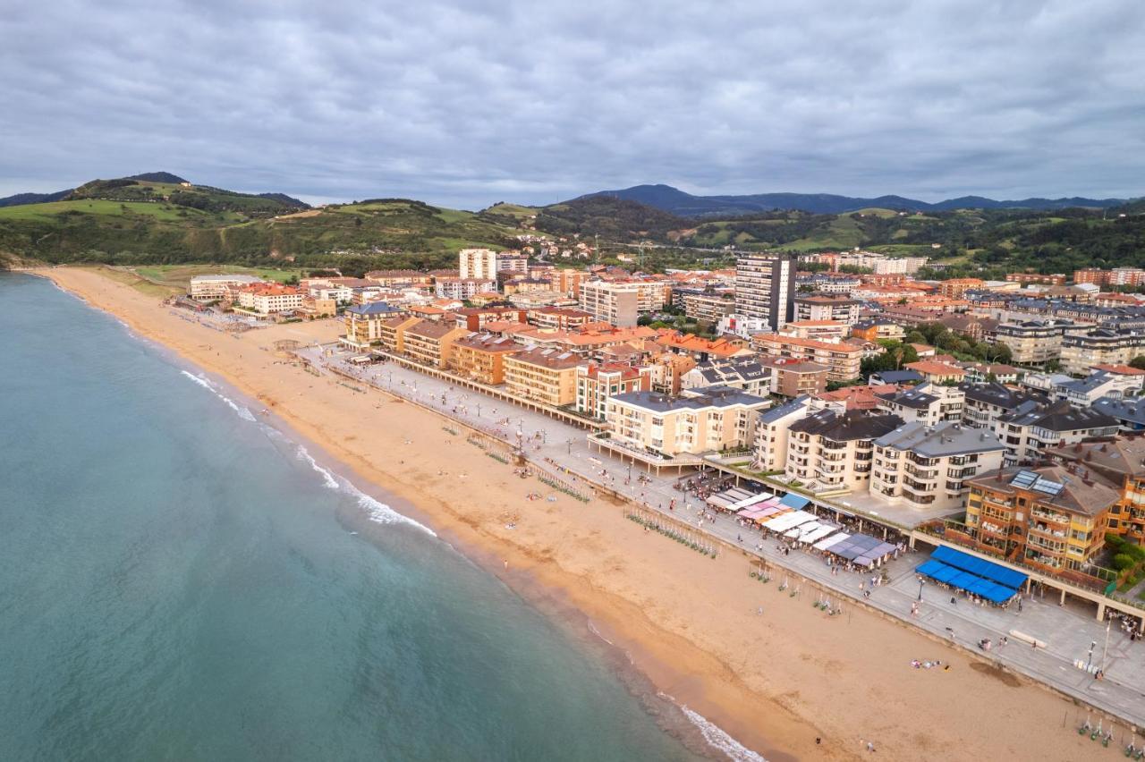 Zarautz Beach With Parking By Aston Rentals Ngoại thất bức ảnh